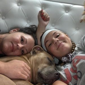 Meet your Posher, Leona